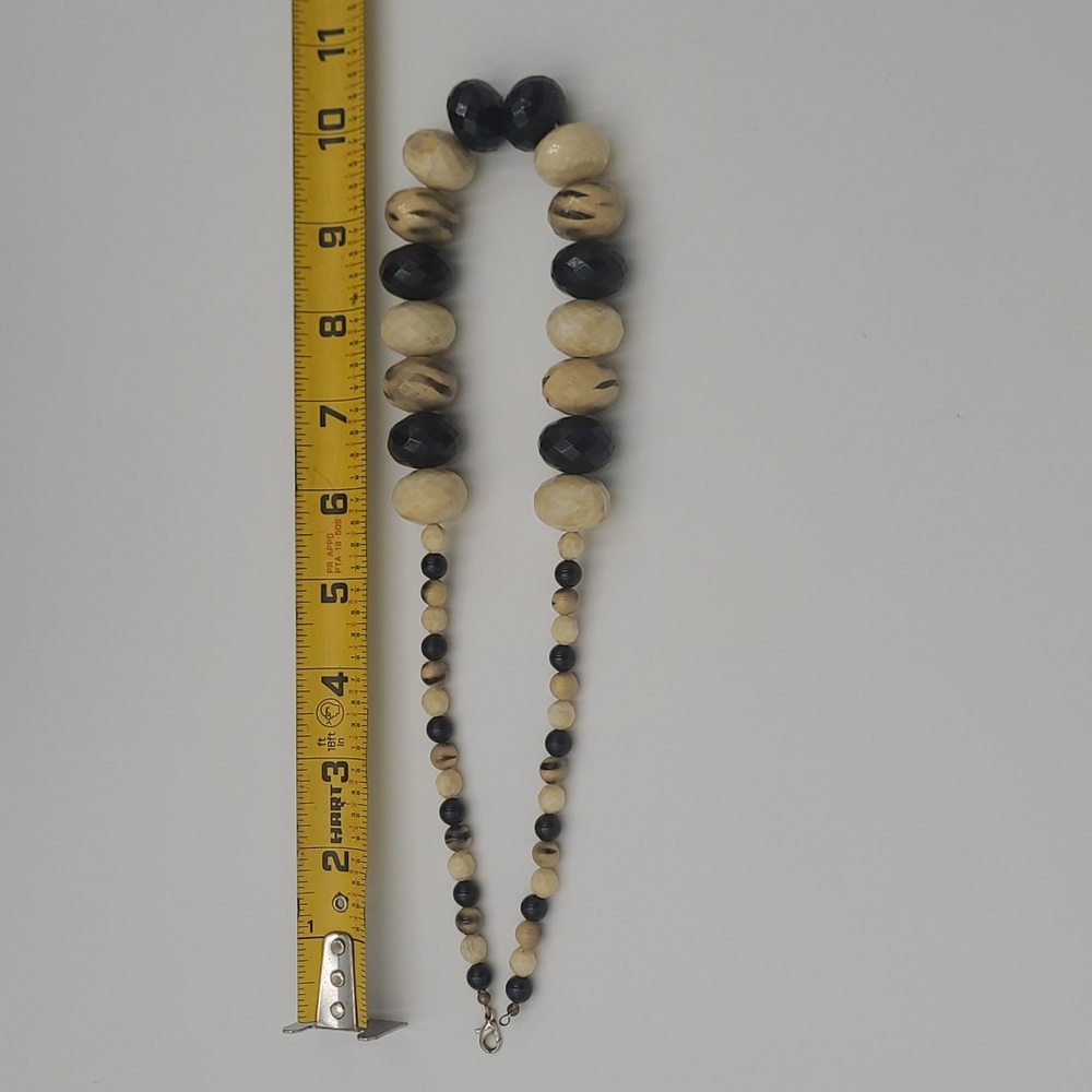 Chunky Beaded Necklace-11" - Picture 4 of 4